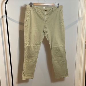 GAP Girlfriend Fit Ankle Chinos